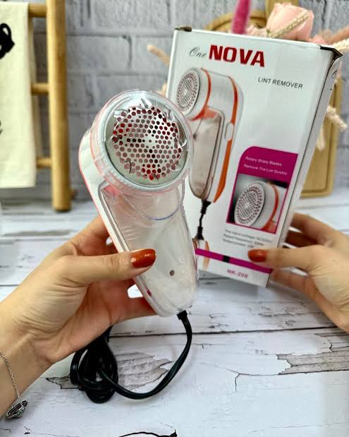 پرزگیر برقی نوا مدل mp _208/ دارای تیغه یدک اضافی